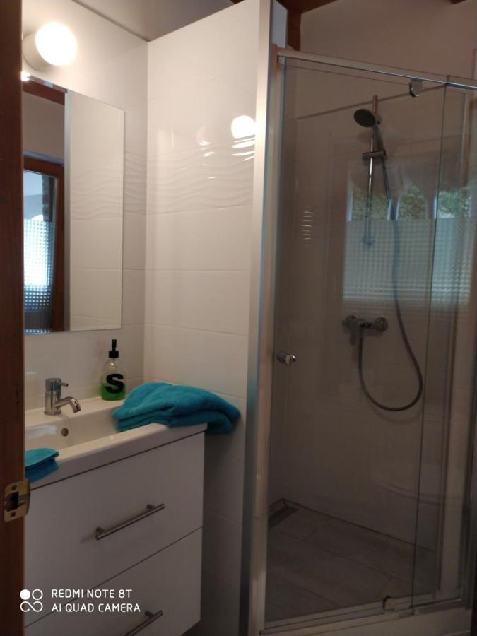 Negy Evszak Apartmanhaz 잘라카로쉬 외부 사진